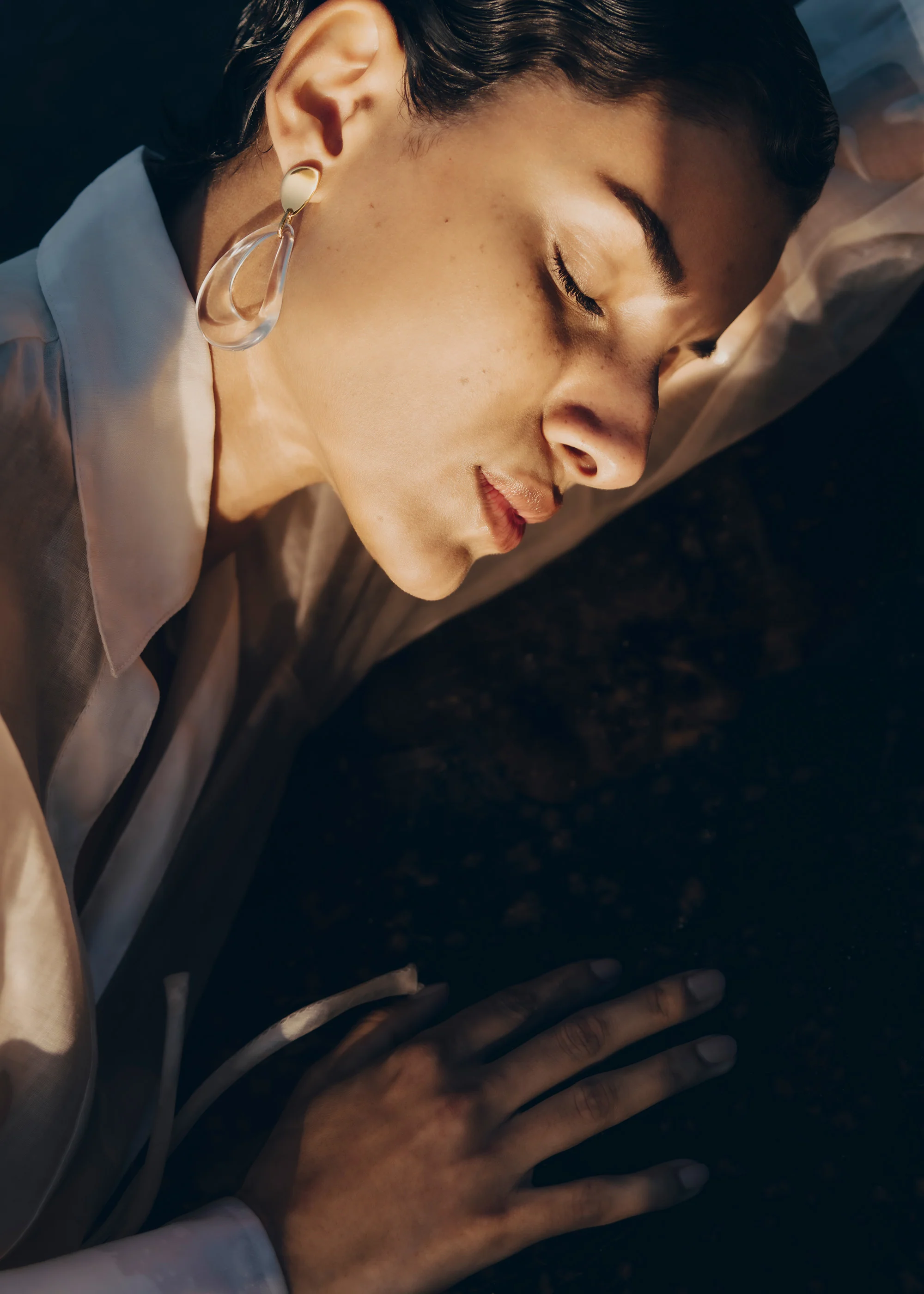 Boucles d'oreilles pendantes Naé - Verre - Image 3