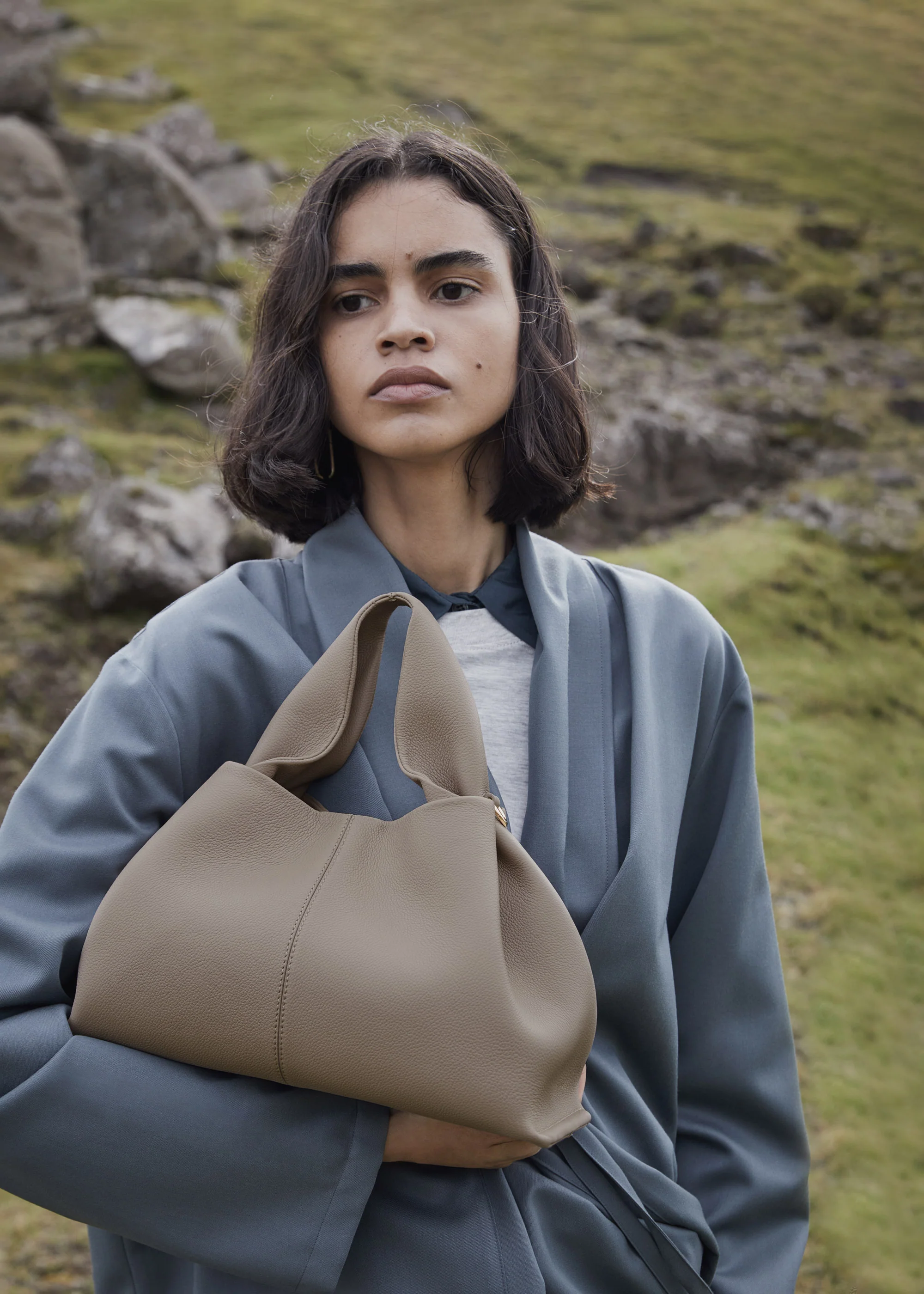 Numéro Neuf - Taupe Grainé - Image 3